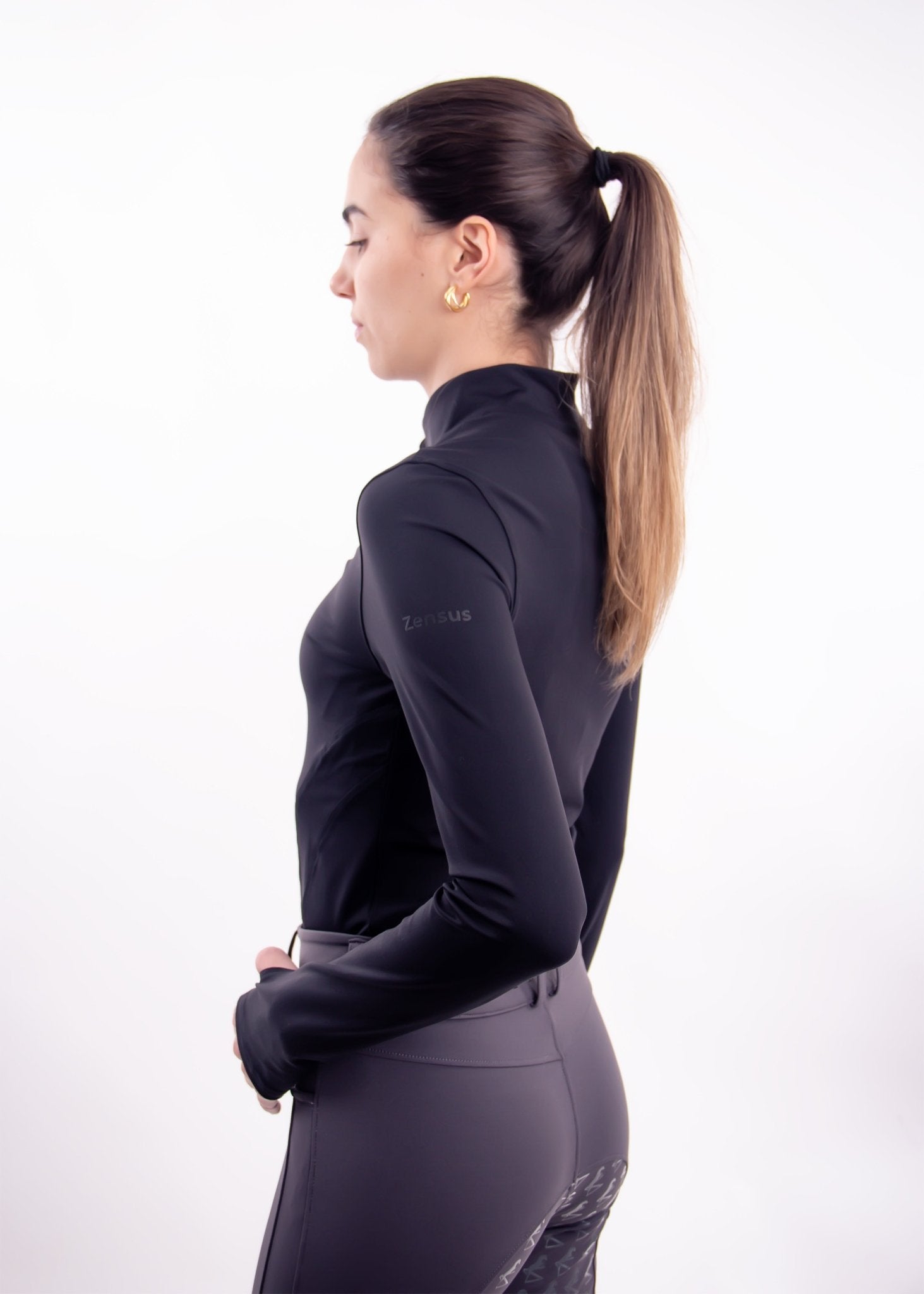 #Equitación #RopaDeEquitación #ModaEcuestre #CaballeríaToscana #MaximilianEquestrian #StockholmEquestrian #EquipaciónEcuestre #EstiloEcuestre #CompeticiónEcuestre #PantalonesDeEquitación #Pol