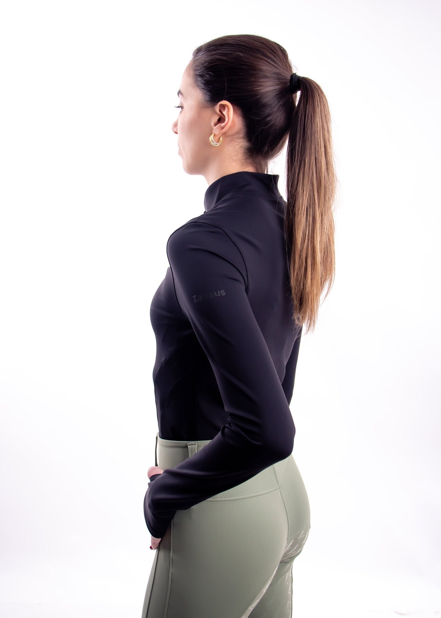 #Equitación #RopaDeEquitación #ModaEcuestre #CaballeríaToscana #MaximilianEquestrian #StockholmEquestrian #EquipaciónEcuestre #EstiloEcuestre #CompeticiónEcuestre #PantalonesDeEquitación #Pol