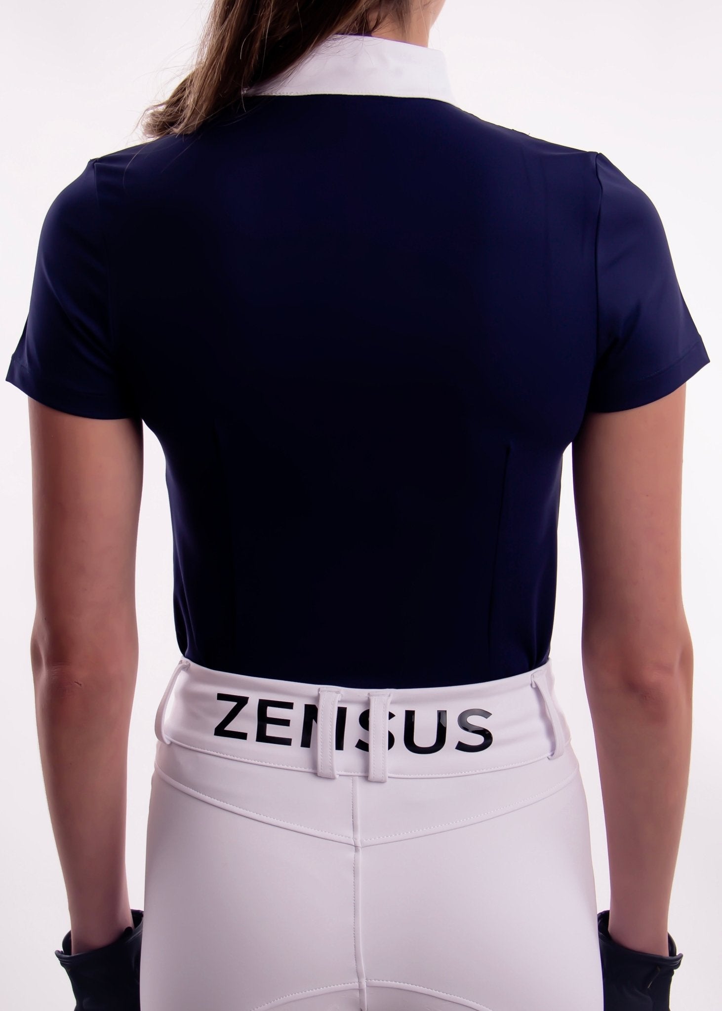 #Equitación #RopaDeEquitación #ModaEcuestre #CaballeríaToscana #MaximilianEquestrian #StockholmEquestrian #EquipaciónEcuestre #EstiloEcuestre #CompeticiónEcuestre #PantalonesDeEquitación #Pol